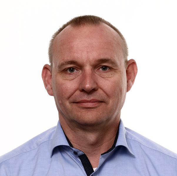 cropped-1-pasfoto.jpg